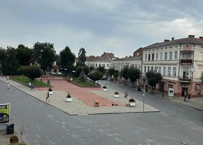 Central Square Apart